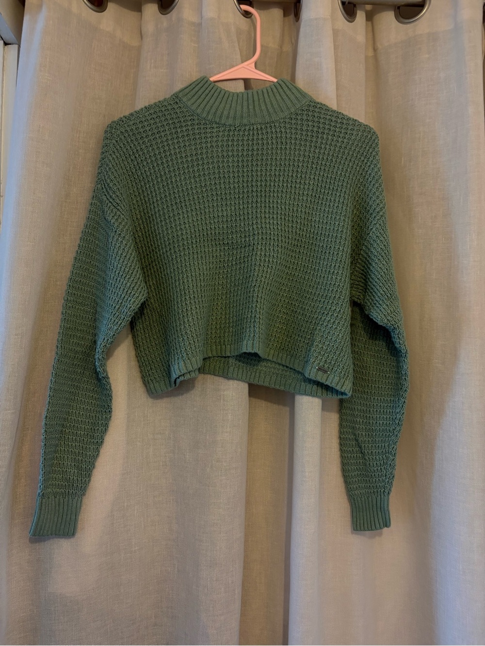 Hollister Green Cropped Mock Neck Sweater
